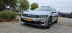 Volkswagen Passat 1.4 TSI Phev 218pk 6-DSG 2021 Grijs, 4 cilinders, 1600 kg, Passat, 750 kg