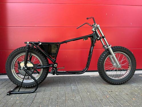 Ironhead Sportster frame rolling chassis, Motoren, Onderdelen | Harley-Davidson, Gereviseerd, Ophalen