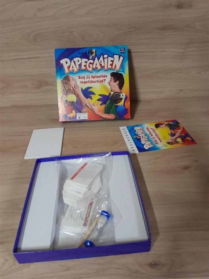 Papegaaien - s1704, Hobby en Vrije tijd, Gezelschapsspellen | Bordspellen, Zo goed als nieuw, Ophalen of Verzenden