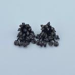 Oorbellen trosje antraciet, Sieraden, Tassen en Uiterlijk, Oorbellen, Overige materialen, Nieuw, Ophalen of Verzenden, Grijs