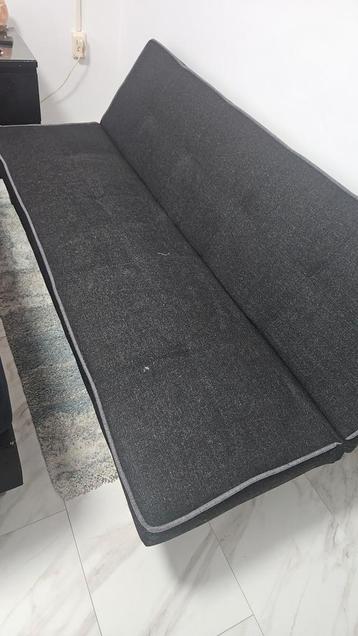 Slaapbank  beschikbaar voor biedingen