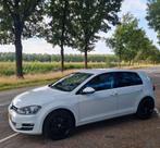 VW Golf wit 1.2 highline 2014 met trekhaak, Auto's, Volkswagen, Voorwielaandrijving, Stof, Zwart, 4 cilinders