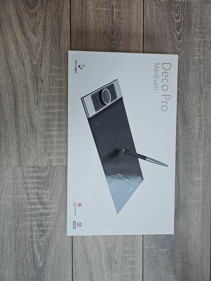 XP-Pen Deco Pro Medium Tekentablet, Computers en Software, Tekentablets, Zo goed als nieuw, Draadloos, Multi-touch, Ophalen of Verzenden