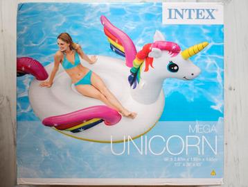 Mega Opblaasbare Unicorn beschikbaar voor biedingen