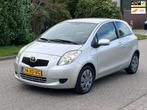 Toyota Yaris 1.3 VVTi Sol Airco*NAP*Elektrische ramen*Nette, Auto's, Toyota, Origineel Nederlands, Te koop, Zilver of Grijs, 5 stoelen