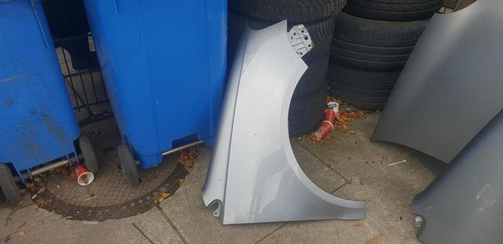 VW POLO VOORSCHERM RECHTS BJ 2006 TOT 2008, Auto-onderdelen, Carrosserie en Plaatwerk, Spatbord, Gebruikt, Ophalen of Verzenden