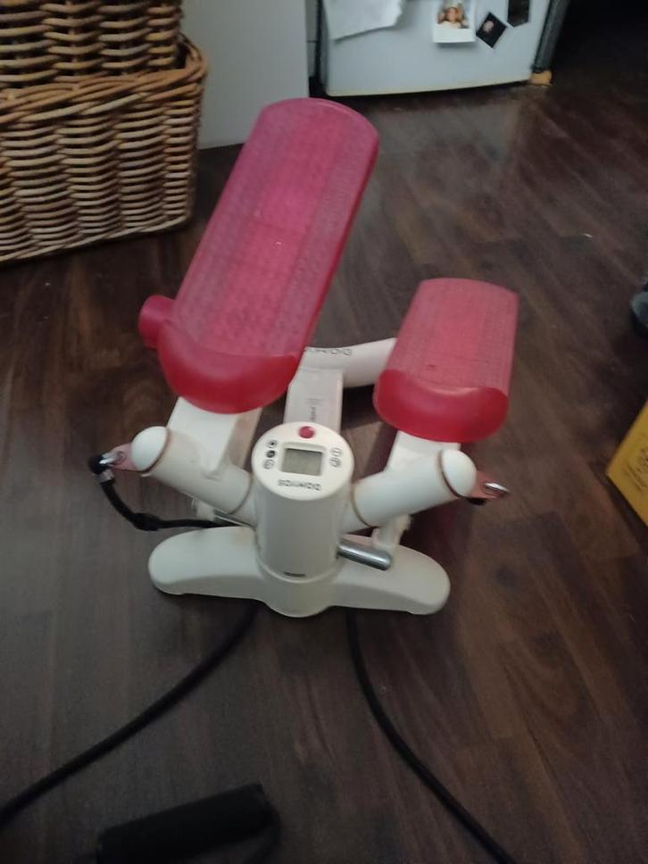 Domyos Stepper - Compact en Effectief!, Sport en Fitness, Fitnessapparatuur, Gebruikt, Stepapparaat, Armen, Benen, Kunststof, Ophalen of Verzenden