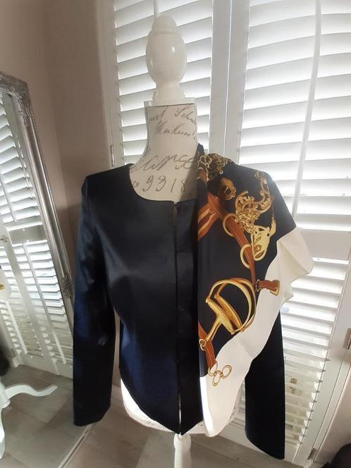Donkerblauw jasje, EMMA College Style, maat 38., Kleding | Dames, Jasjes, Kostuums en Pakken, Zo goed als nieuw, Jasje, Maat 38/40 (M)