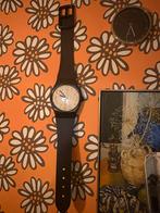 Vintage klok in de vorm van een horloge, Huis en Inrichting, Woonaccessoires | Klokken, Ophalen of Verzenden, Zo goed als nieuw