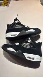 Jordan 4 white thunder maat 38,5, Kleding | Heren, Ophalen of Verzenden, Zo goed als nieuw, Zwart, Sneakers of Gympen