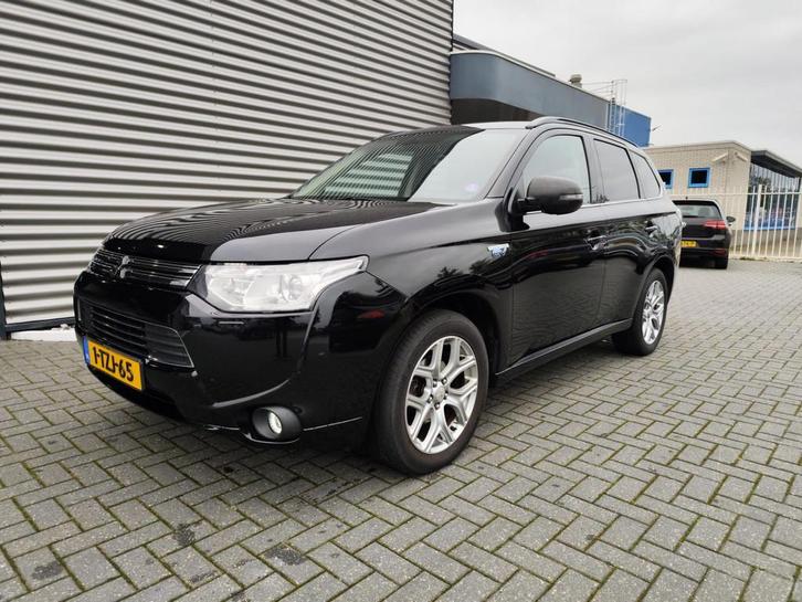 Mitsubishi Outlander 2.0 PHEV Executive Edition |nette auto|, Auto's, Mitsubishi, Particulier, Te koop, Outlander, 4x4, ABS, Achteruitrijcamera