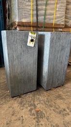 Hoge bloembak - beton - H 70 cm, Tuin en Terras, Bloembakken en Plantenbakken, Ophalen, Steen, Minder dan 60 cm, Nieuw