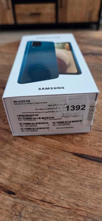 Samsung Galaxy A12 64GB - Nieuw in doos beschikbaar voor biedingen