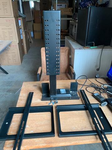 Linak tv lift actuator beschikbaar voor biedingen
