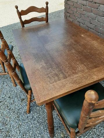 Vintage eiken eethoek met uitklapbaar tafel.  beschikbaar voor biedingen