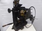 Uniek 35mm Loopwerk Bauer Bioscoop Filmprojector c.a. 1910, Verzamelen, Fotografica en Filmapparatuur, Ophalen, Voor 1940, Projector