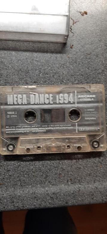 Megadance 94 cassettebandje.  beschikbaar voor biedingen