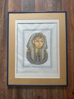 Toetanchamon geborduurd schilderij met een prachtige lijst., Minder dan 50 cm, Ophalen of Verzenden, Zo goed als nieuw, Minder dan 50 cm
