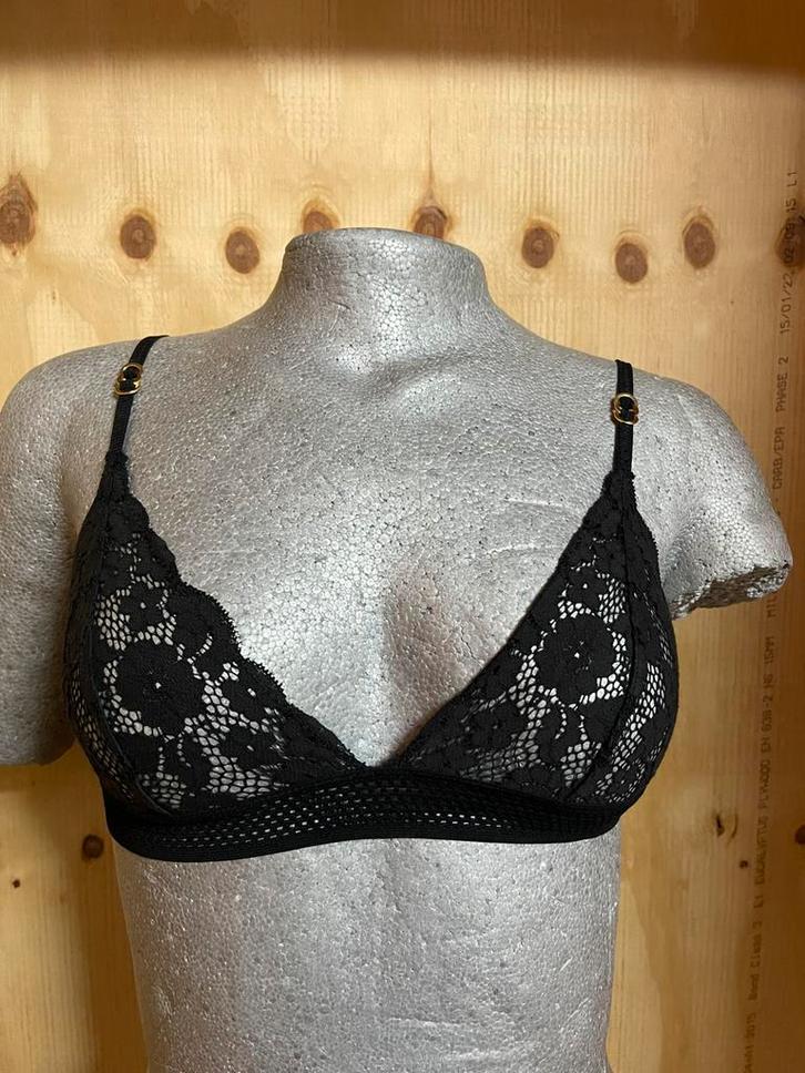 Stella mc cartney bralette zonder beugel maat s elsa, Kleding | Dames, Ondergoed en Lingerie, BH, Zwart, Verzenden