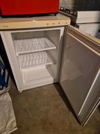 Vriezer, Witgoed en Apparatuur, Vriezers en Diepvrieskisten, Ophalen, Zo goed als nieuw, Minder dan 60 cm