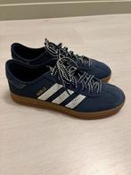 Adidas Gazelle x CLOT Maat 44, Kleding | Heren, Schoenen, Ophalen of Verzenden, Zo goed als nieuw, Blauw, Sneakers of Gympen
