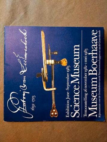 Antoni van Leeuwenhoek; Tentoonstelling Museum Boerhave 1983 beschikbaar voor biedingen