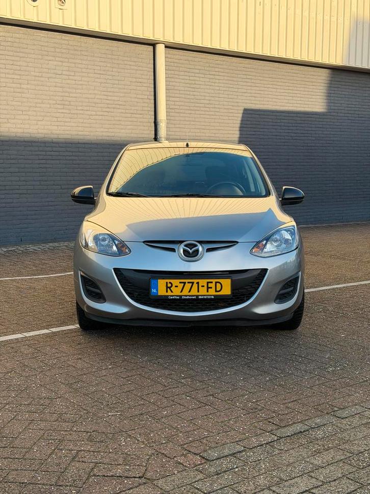 Mazda 2 1.3 55KW 5DRS 2015 Grijs, Auto's, Mazda, Bedrijf, Airconditioning, Lichtmetalen velgen, Benzine, B, Hatchback, Handgeschakeld