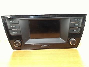 Radio Skoda Fabia III Combi (NJ5) 2017 6v0035871d beschikbaar voor biedingen