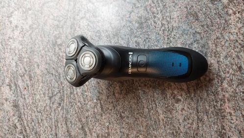Remington 3 kops scheerapparaat inclusief oplader/ standaard, Witgoed en Apparatuur, Persoonlijke-verzorgingsapparatuur, Zo goed als nieuw