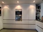 Luxe nobilia greeploos incl.apparatuur en garantie!, U-keuken, Wit, Ophalen of Verzenden, Zo goed als nieuw
