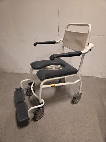 Linido ppstoel / douchestoel op wielen beschikbaar voor biedingen