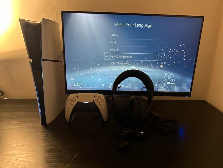 Playstation 5 Digital Edition, Acer VG220Q, HyperX cloud lll, Spelcomputers en Games, Spelcomputers | Sony PlayStation 5, Zo goed als nieuw