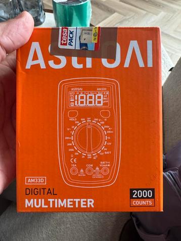 Digitale multimeter beschikbaar voor biedingen