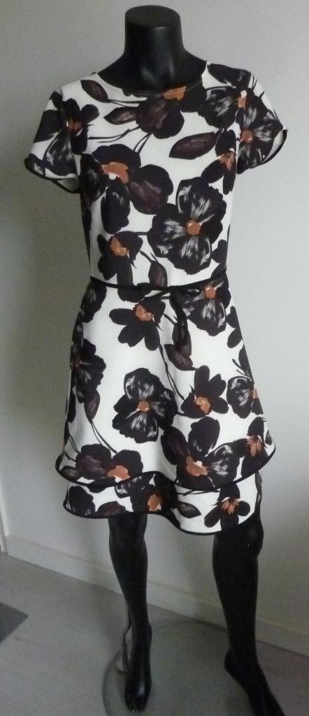Rinascimento Jurk, Kleding | Dames, Jurken, Nieuw, Maat 38/40 (M), Overige kleuren, Boven de knie, Ophalen of Verzenden