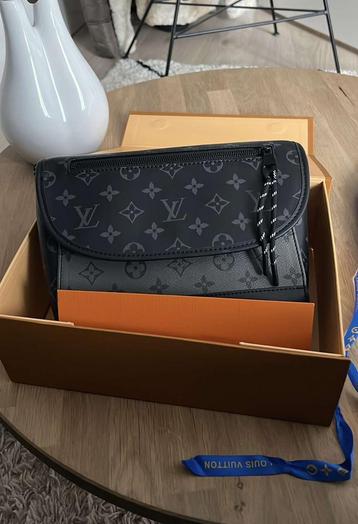 Lv,dior en gucci tassen beschikbaar voor biedingen