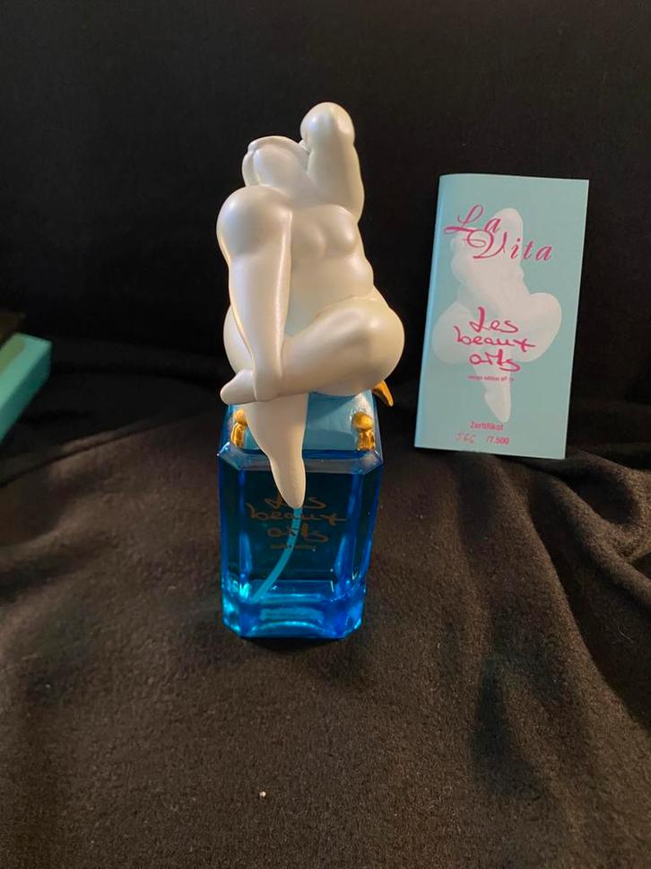 Les Beaux Arts La Vita van Christian Peschke, Verzamelen, Parfumverzamelingen, Zo goed als nieuw, Parfumfles, Gevuld, Ophalen of Verzenden