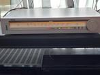 Akai AT-K02 zilvergrijs Tuner, Ophalen of Verzenden, Zo goed als nieuw