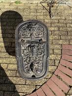 Gietijzeren kolenbak, Ophalen