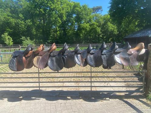 Te koop: verschillende zadels, Dieren en Toebehoren, Paarden en Pony's | Zadels, Gebruikt, Dressuur, Ophalen