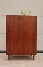 Vintage wandkast met twee lades en een lade, 70cm, Ophalen, Gebruikt, ., 50 tot 100 cm