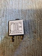 accu scheider relais 12v 80 A, Watersport en Boten, Ophalen of Verzenden, Zo goed als nieuw, Kabel of Apparatuur