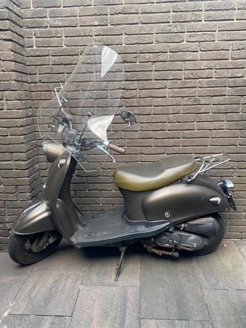 BTC scooter 25 km/u beschikbaar voor biedingen