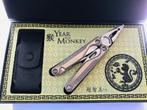 Leatherman charge titanium tti limited edition year of the m, Caravans en Kamperen, Kampeergereedschap, Vintageknives.nl, Nieuw