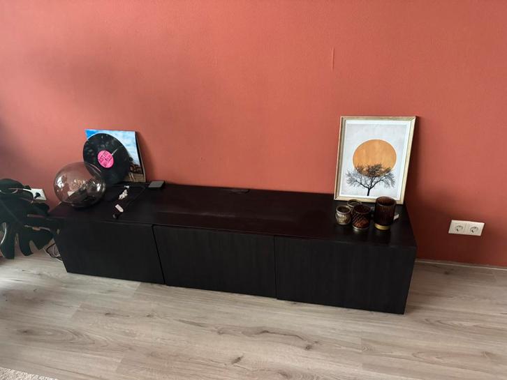 Tv-kastje ikea (besta) 3 deurtjes, Huis en Inrichting, Kasten | Televisiemeubels, Zo goed als nieuw, Minder dan 100 cm, 25 tot 50 cm