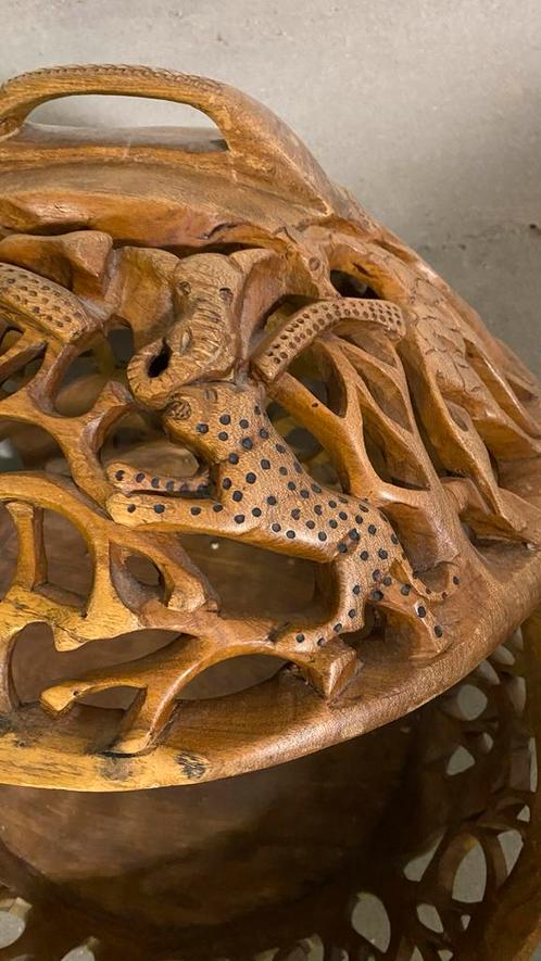 Houten Beeldenmand Afrikaanse Dieren Houtsnijwerk Deksel Han, Antiek en Kunst, Kunst | Beelden en Houtsnijwerken, Ophalen
