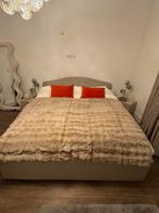 Bed 10 maanden oud, Ophalen, Beige, Tweepersoons, Zo goed als nieuw