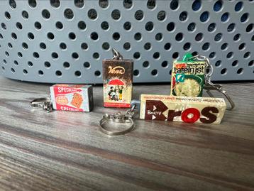 4 sleutelhangers van Venz, A.H.O. Speculaas, Bros en Lassie beschikbaar voor biedingen