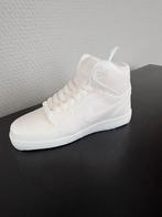 Nike kaars, Ophalen of Verzenden, Nieuw, Overige materialen, Minder dan 25 cm