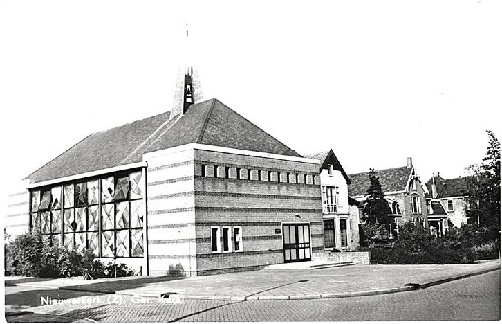 700692 Nieuwerkerk Z Ger Kerk 1976 Nette oude kaart onbeschr, Verzamelen, Ansichtkaarten | Nederland, Ongelopen, Zeeland, 1960 tot 1980