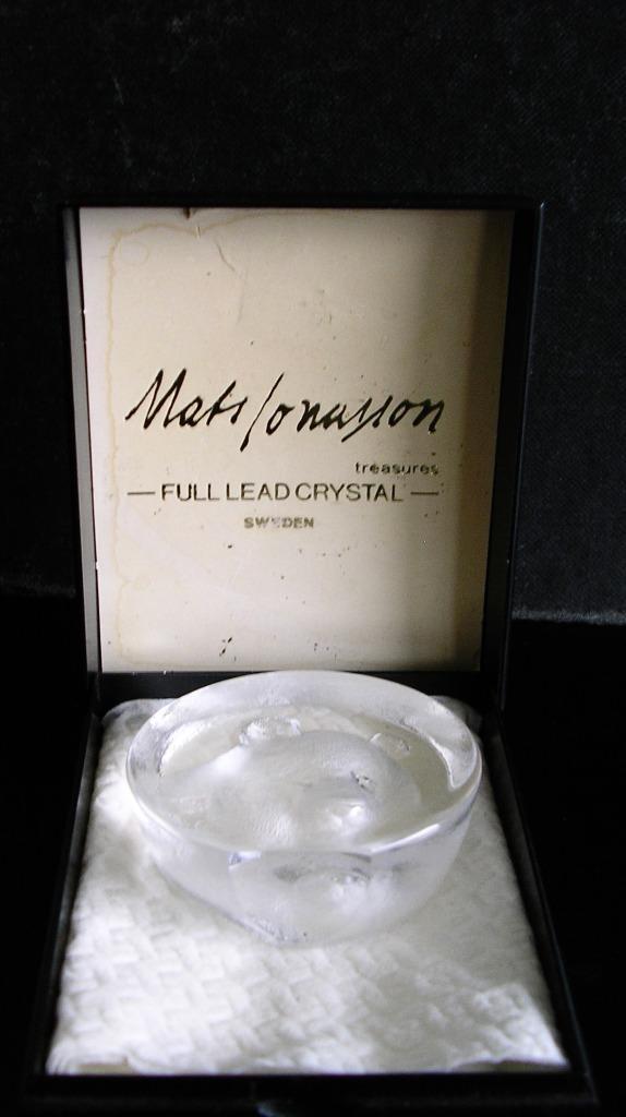 Mats Jonasson presse papier in origineel doosje, Antiek en Kunst, Antiek | Glas en Kristal, Ophalen of Verzenden